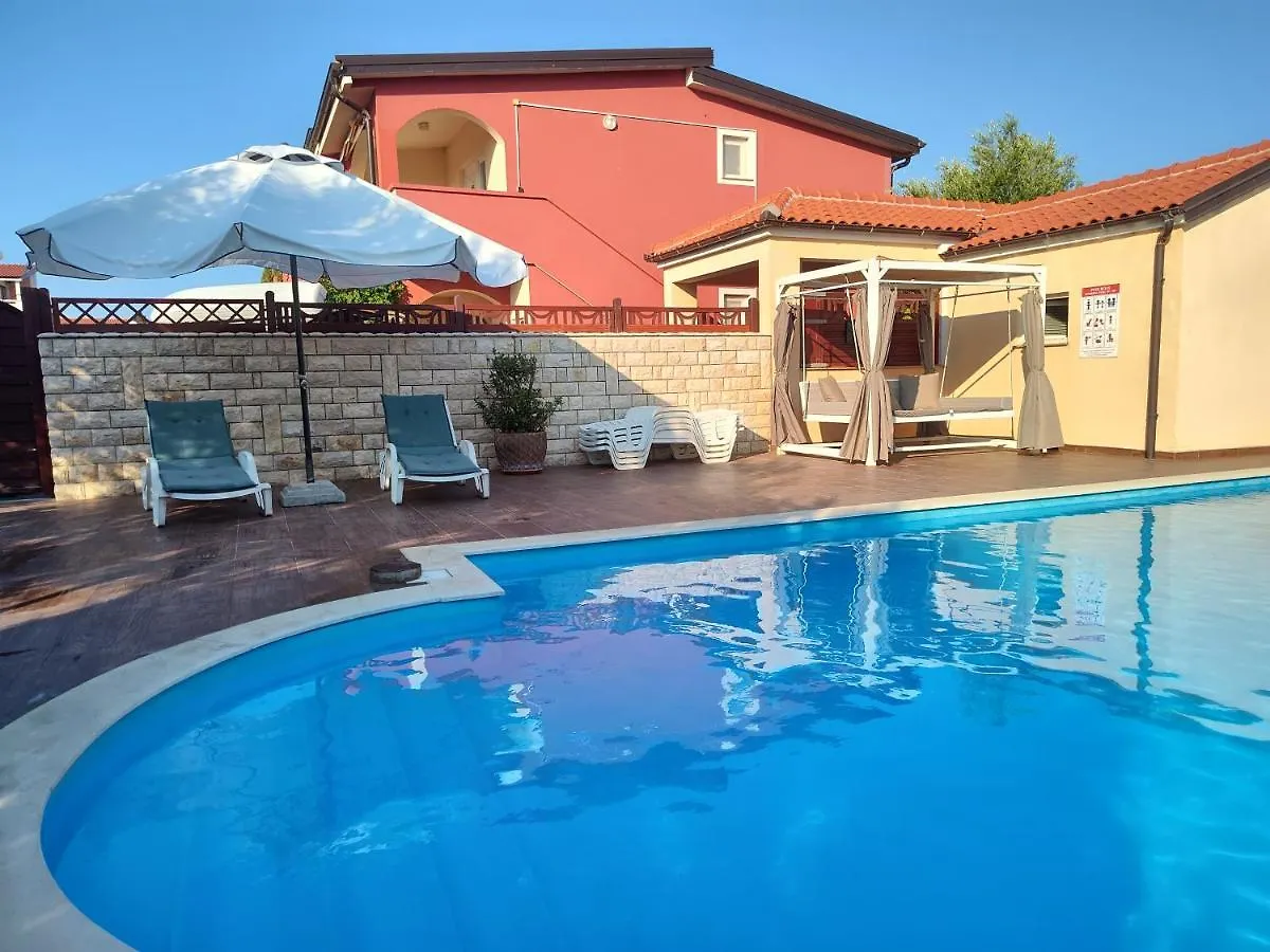 Apartman Edith'S Olive Garden Vir Horvátország