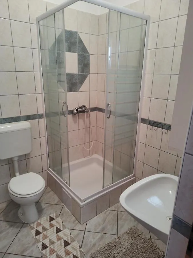 Apartman Edith'S Olive Garden Vir