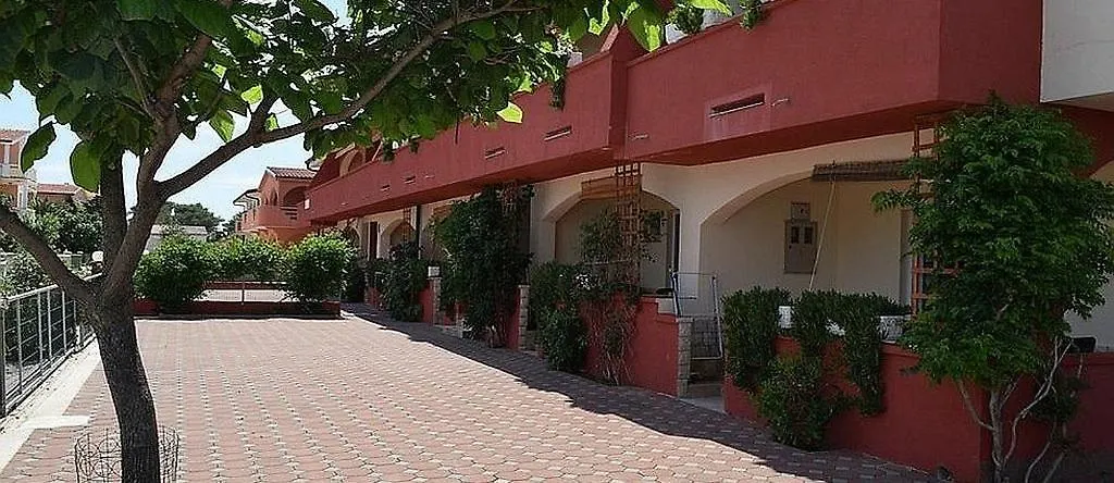 Apartman Edith'S Olive Garden Vir
